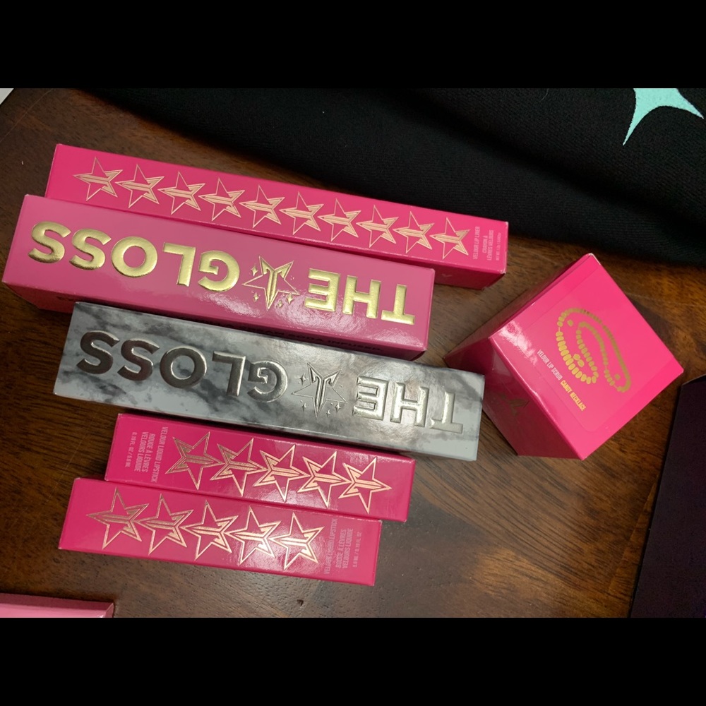 Jeffree gloss bundle